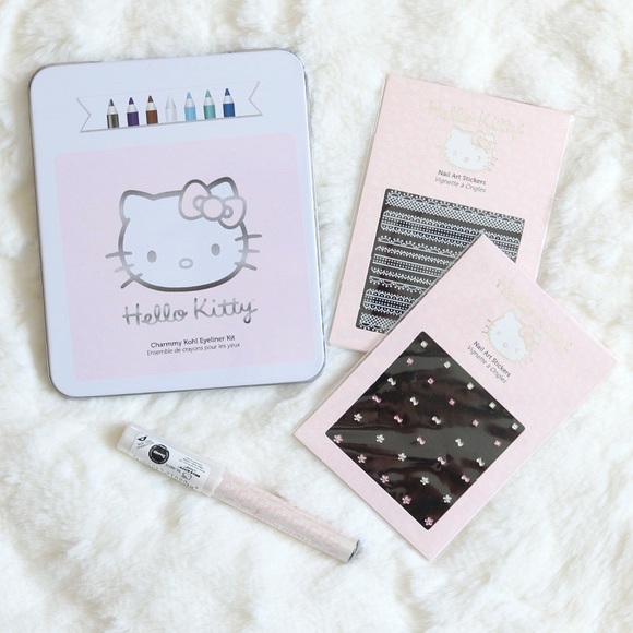 Hello Kitty Other - 💕HP💕 NIB Limited Edition Hello Kitty Bundle Pack